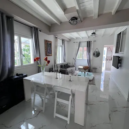The White House Beausoleil- Monaco Border Villa Beausoleil